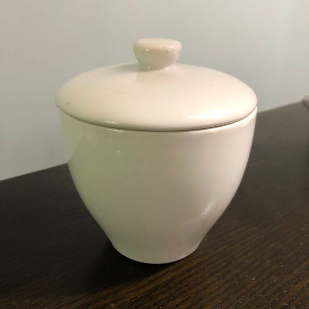 Pottery Barn Great White Collection Rim Shape Sugar Bowl & Lid